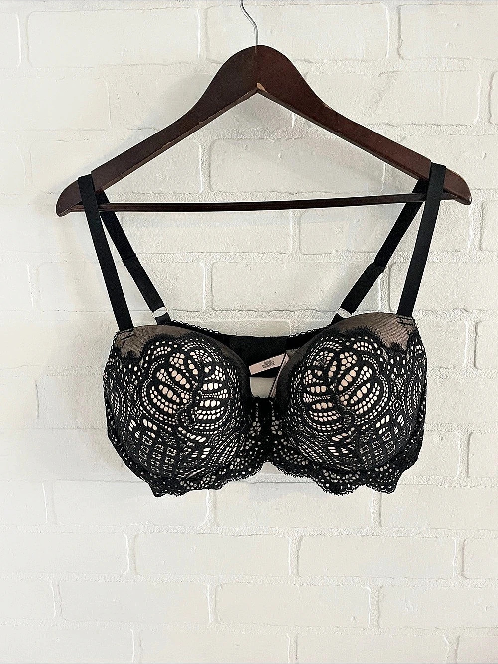 Victoria’s Secret Dream Angels Lace Lined Demi Bra Black Nude Sz 38DDD